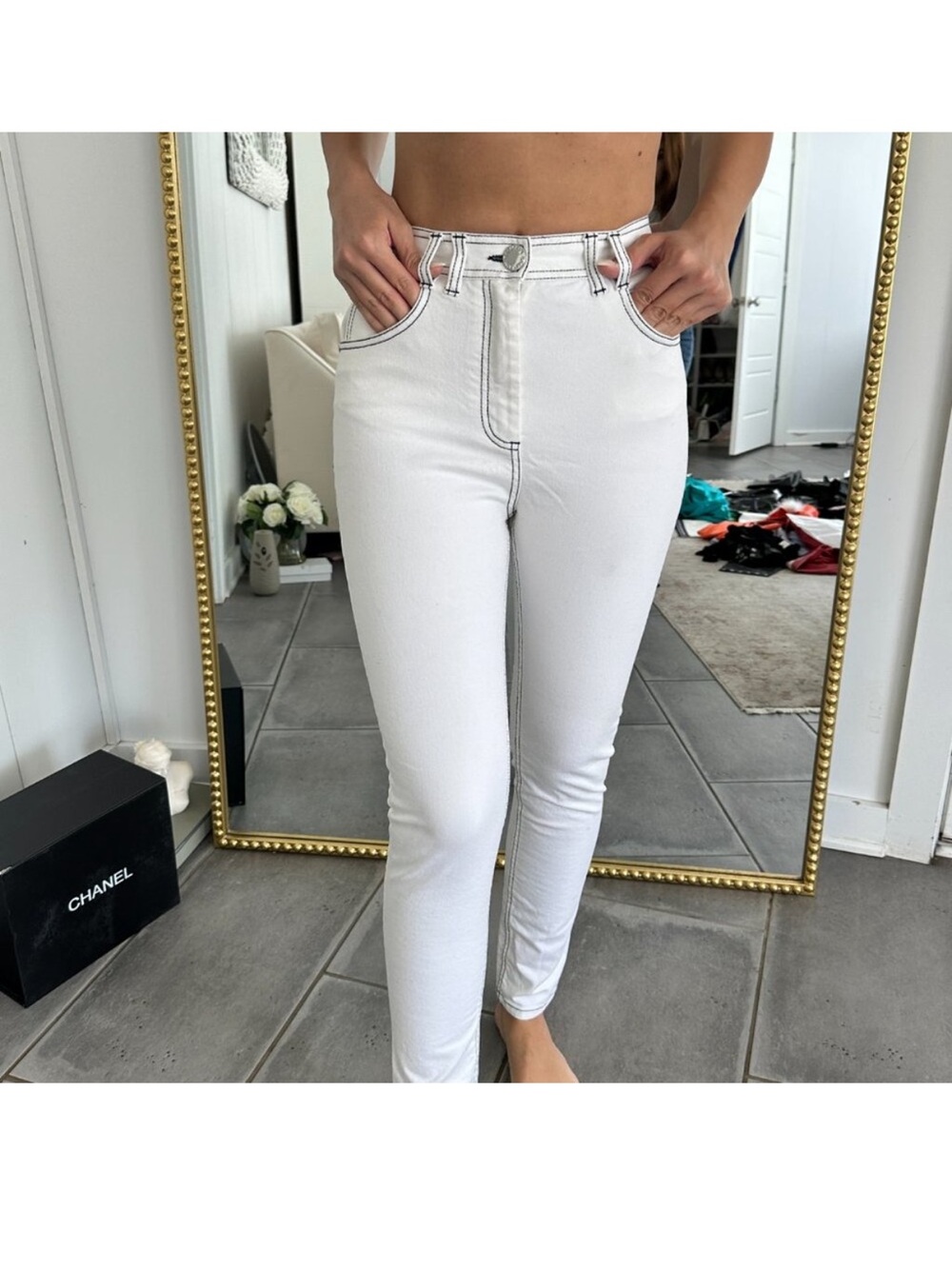Balmain Women's Skinny Jeans in white! With a black label on a packet! Size 40 - Picture 3 of 10
